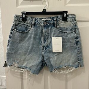 Casual Cut off/distressed button-front shorts